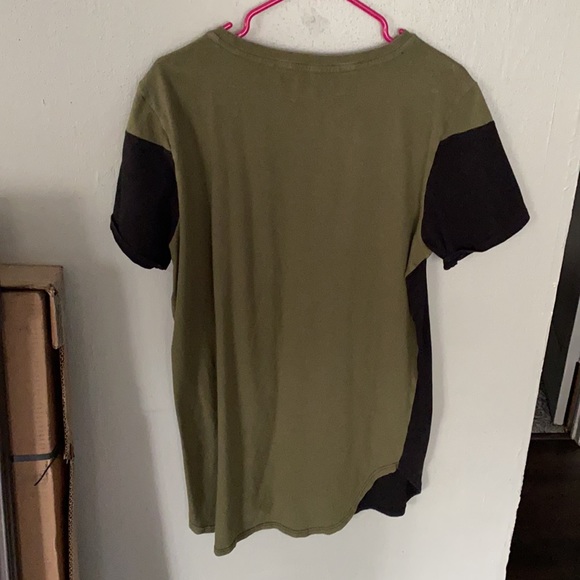 Workout Shirt - Picture 2 of 3